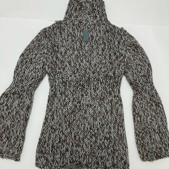 Lorena O - Italian made, wool and alpaca blend, vintage sweater - size small - Picture 10 of 10